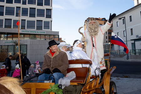 praznični sejem in prihod dedka mraza (59)